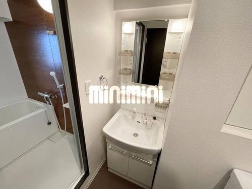 高木ビルの内装