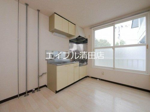 ロンバートⅠ106のその他画像