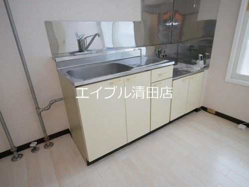 ロンバートⅠ106のキッチン