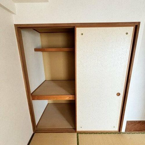 ティアラ高砂ハイツ303の内装