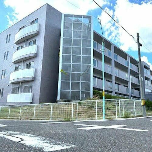 アネシス小幡の外観