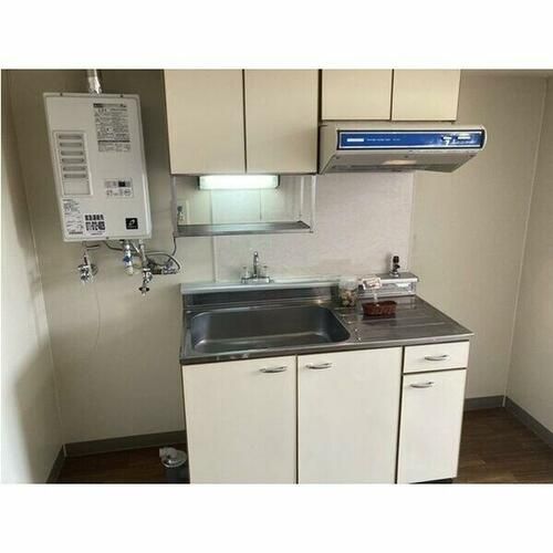 INOVE札幌北16条303のキッチン