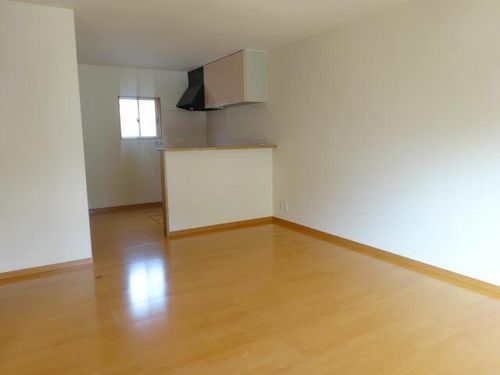 エトワール Sの居間