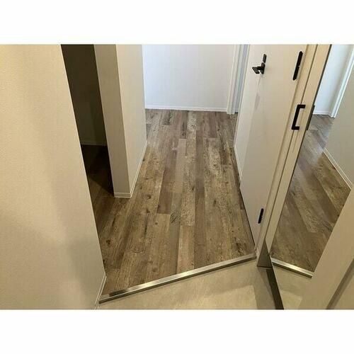 BPRレジデンス二十四軒の玄関