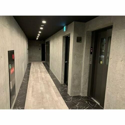 BPRレジデンス二十四軒の玄関