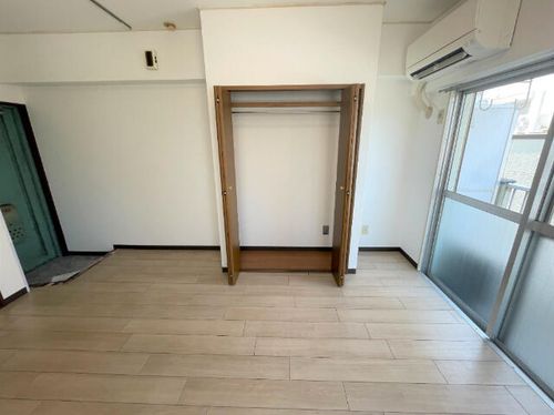 ムラセビルの内装
