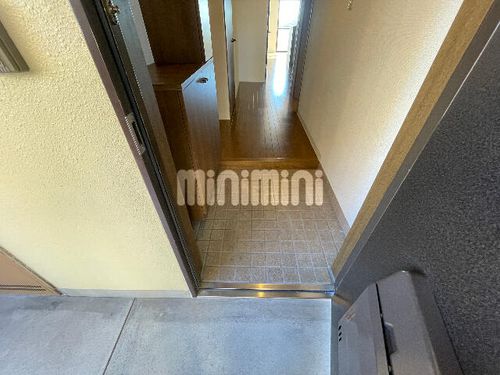 グランシャリオの玄関