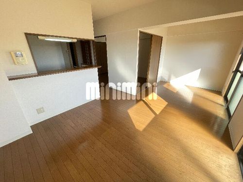 グランシャリオの居間