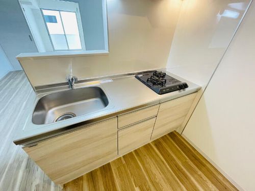 ジーメゾン清須エルシア302のキッチン