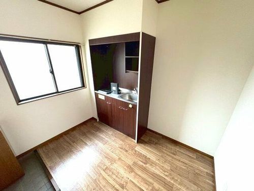 リバーサイド小車1号棟の内装