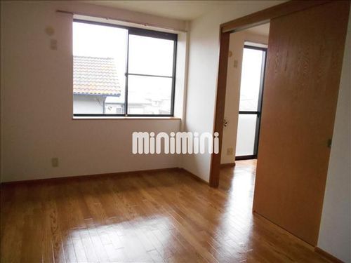 ヒルズかすみの居間