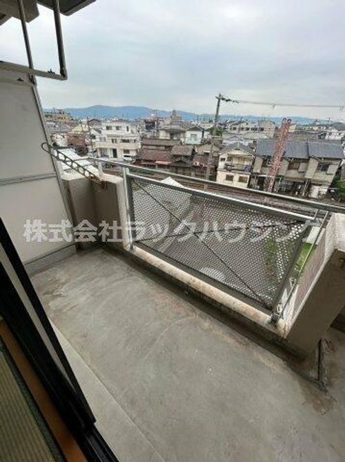 エルトレスBの内装
