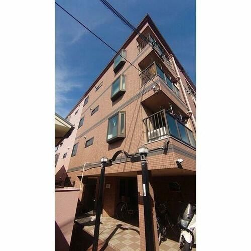 鶴見ベルダァーⅠ番館の外観