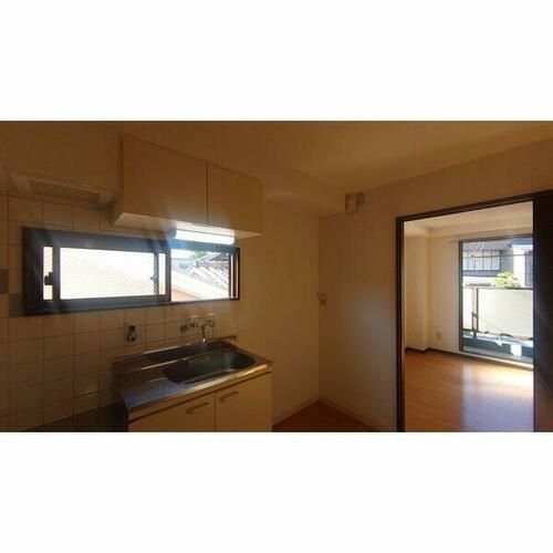 鶴見ベルダァーⅠ番館の居間