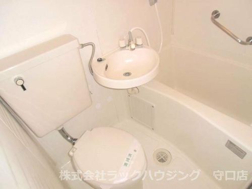 メゾン桃町の風呂