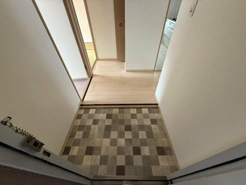 ドルミ新淀川14番館の玄関