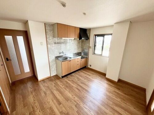 レジアスハイム遼仙Ⅱの居間