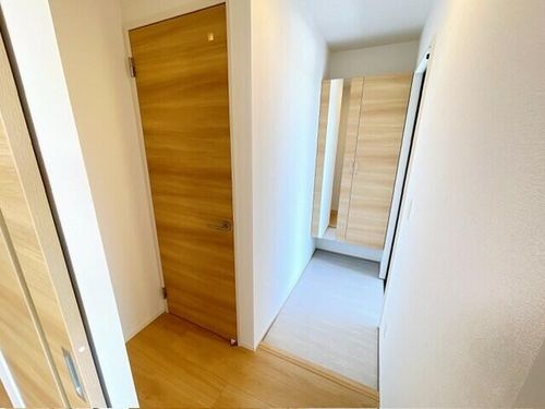 セレーノ平和が丘の玄関