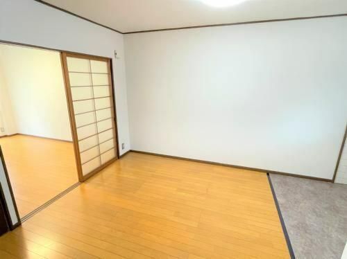 朝倉ハイツの居間