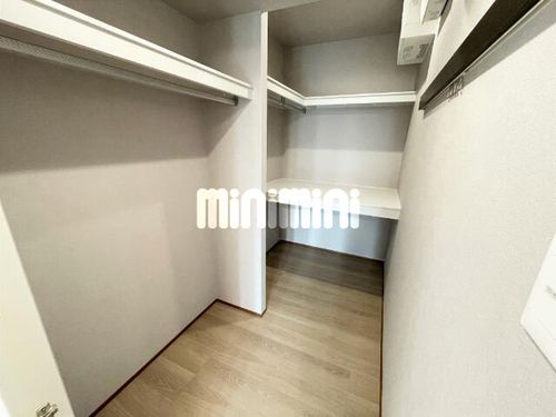 イースト グローリーの内装