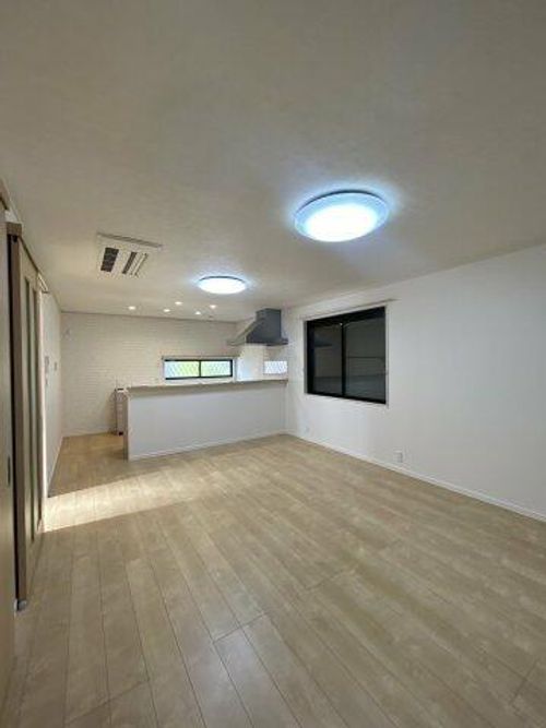 兵庫県神戸市灘区高羽町3丁目(一戸建)の賃貸物件の居間