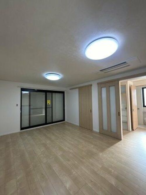 兵庫県神戸市灘区高羽町3丁目(一戸建)の賃貸物件の居間