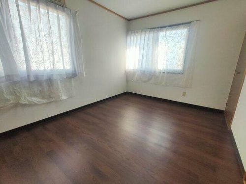 さとらんどハイツ1Fの内装