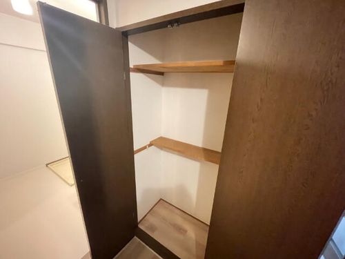 オーキッドマンション内幸の内装