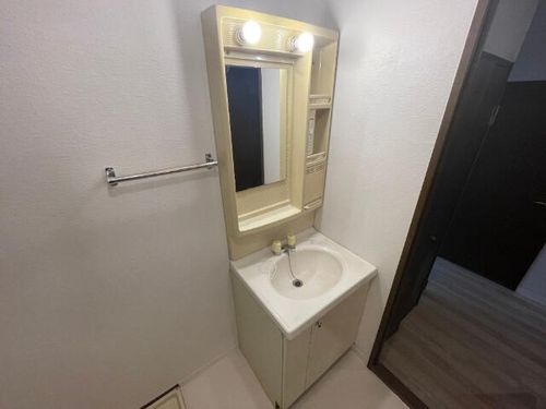 オーキッドマンション内幸の内装