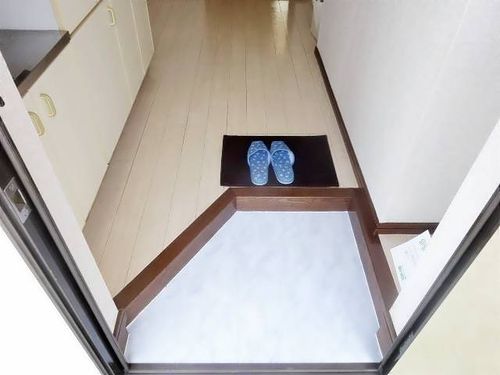 パームデールB棟の玄関