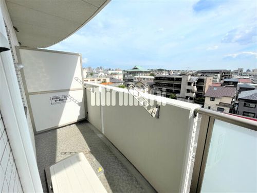 ON Deuxfle KAWANA オーエヌデュフレカワナの内装