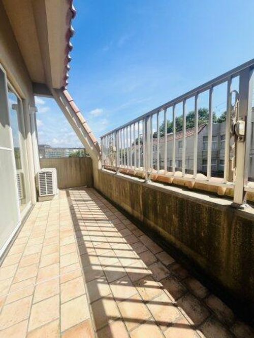 ジュリオ朝霧の内装