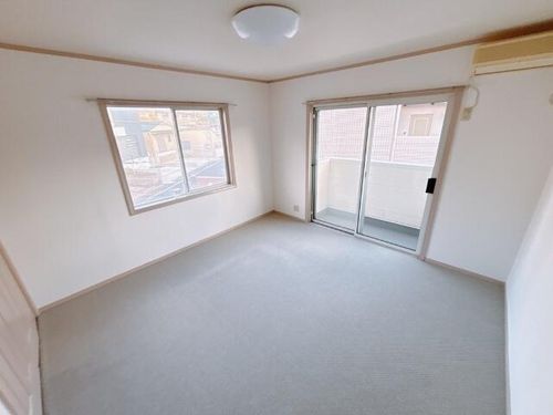 グレース藤ヶ丘の居間