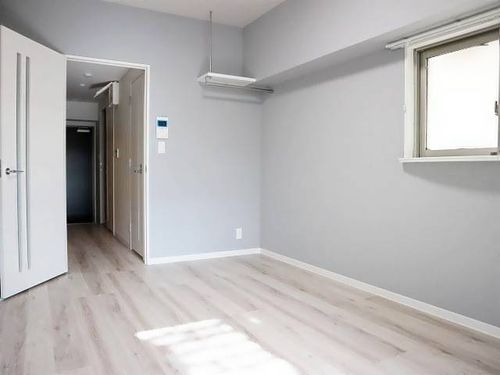 アールズテラス宝が丘の居間