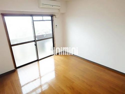 ヴィレッジあざみ野(Village あざみ野)の居間