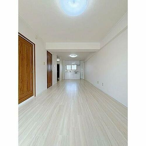 アメニティー大善の居間