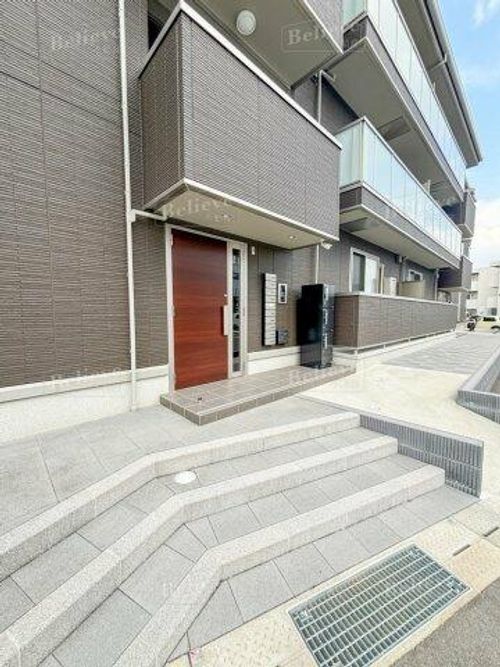 福岡県久留米市御井町(アパート)の賃貸物件の玄関