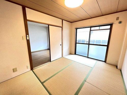 マンションカワハラの内装