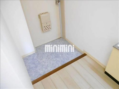 コーポパークサイドの玄関