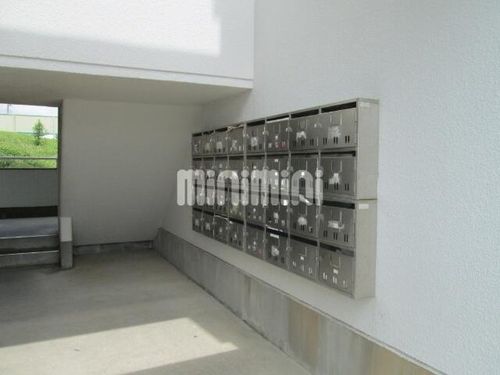 コーポパークサイドの玄関