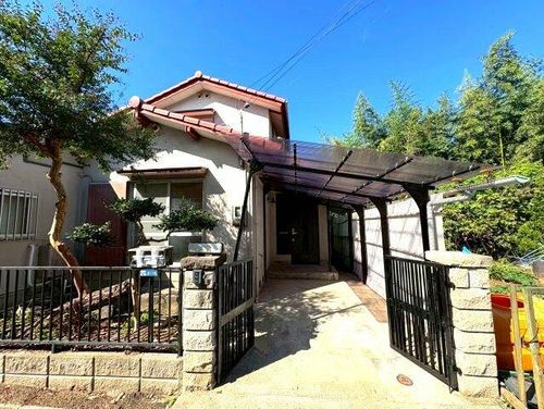 大阪府富田林市東板持町3丁目(一戸建)の賃貸物件の外観