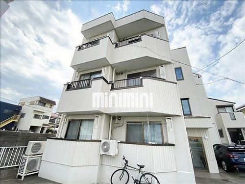 カワナセーワの外観