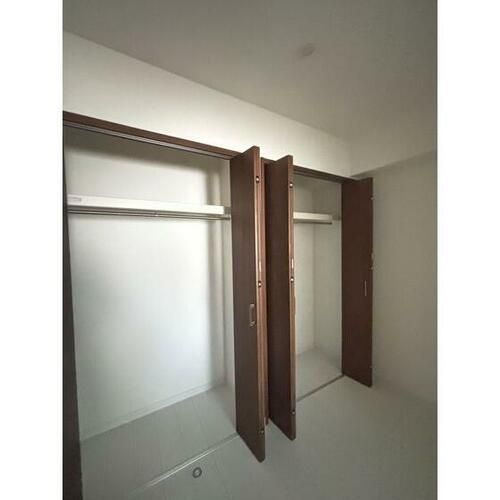 LEGEND東比恵0805の内装