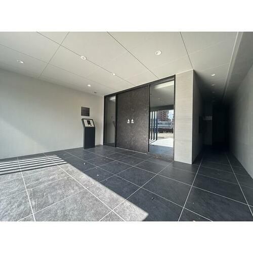 LIBTH上牟田WEST0501の玄関