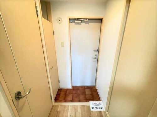 エステート竹の山の玄関