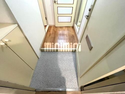 CASA NOAH八事の玄関