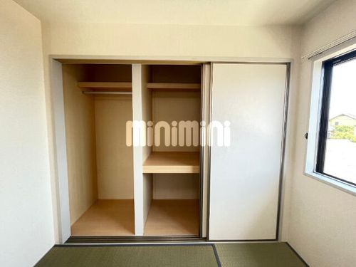 ドミール弐番館の内装