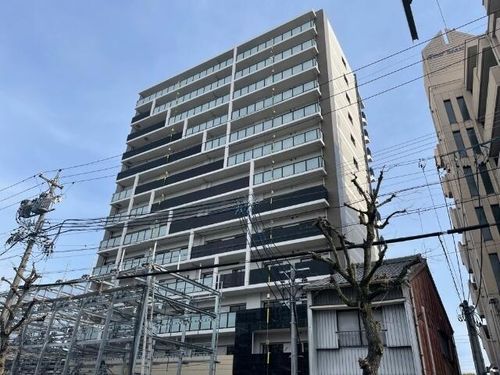 S-RESIDENCE岡崎公園aureate704の玄関