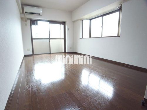 シティライフ打越の居間