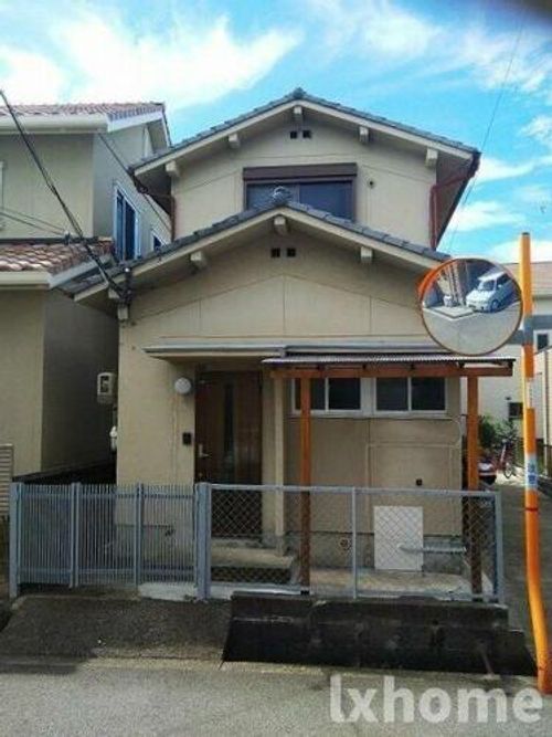 大阪府茨木市主原町(一戸建)の賃貸物件の玄関